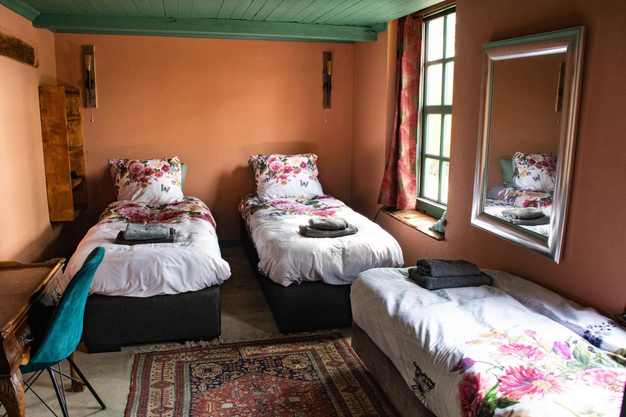 Boho Experience Wellness, Jacuzzi, Sauna, Bbq, Garden, Sleeps 10 Villa *
