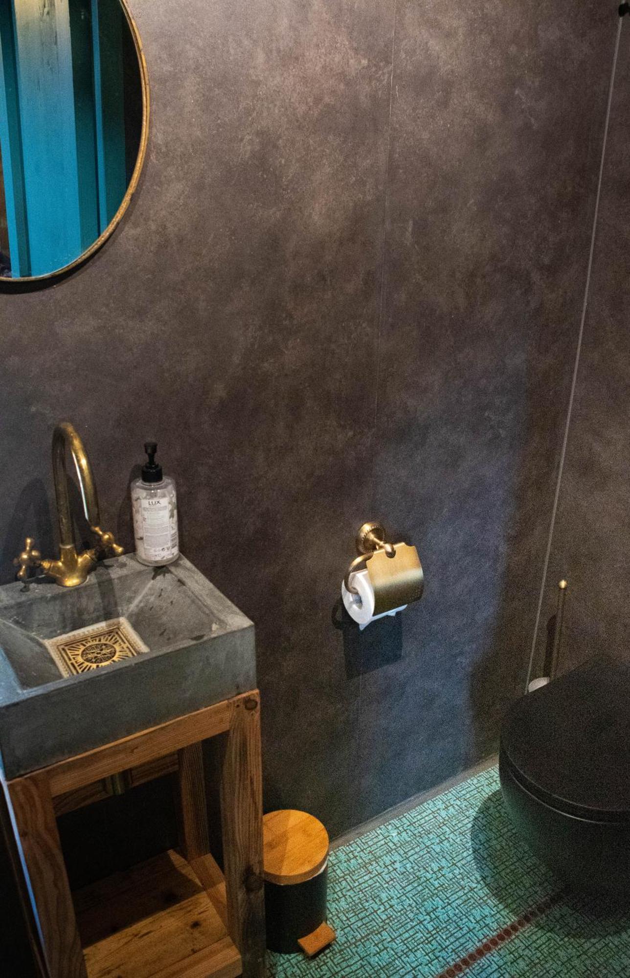Boho Experience Wellness, Jacuzzi, Sauna, Bbq, Garden, Sleeps 10 * Kockengen